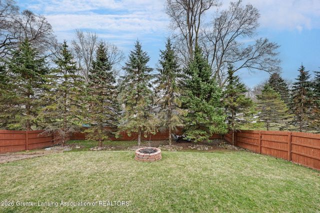 614 Ann Street, Mason, MI 48854