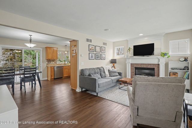 614 Ann Street, Mason, MI 48854