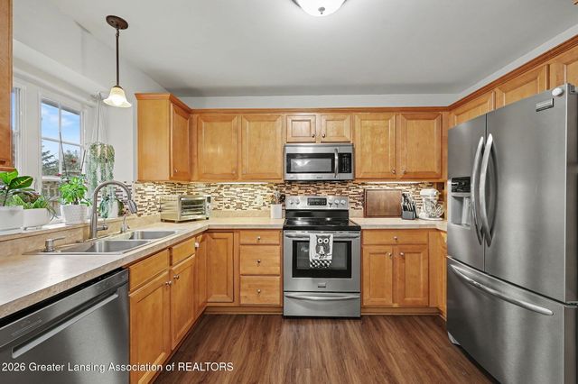 614 Ann Street, Mason, MI 48854