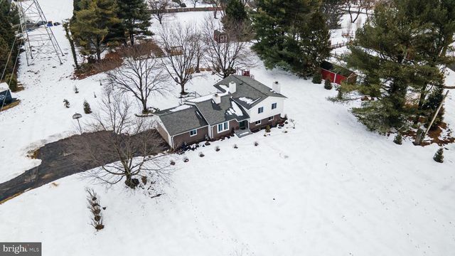 11713 GREENSPRING AVE, Lutherville Timonium, MD 21093