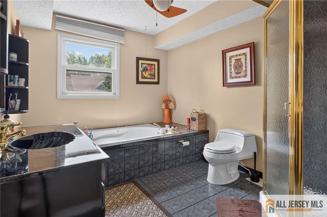 192 Stults Lane 192, East Brunswick, NJ 08816