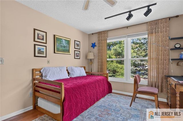 192 Stults Lane 192, East Brunswick, NJ 08816