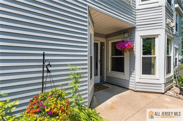 192 Stults Lane 192, East Brunswick, NJ 08816