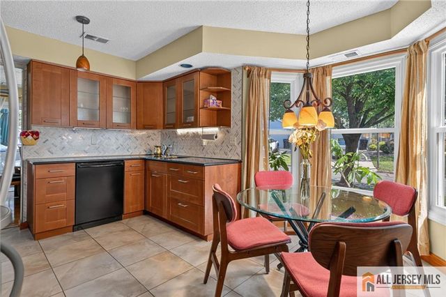 192 Stults Lane 192, East Brunswick, NJ 08816