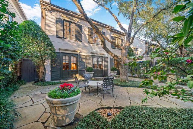 5012 Tangle Lane, Houston, TX 77056