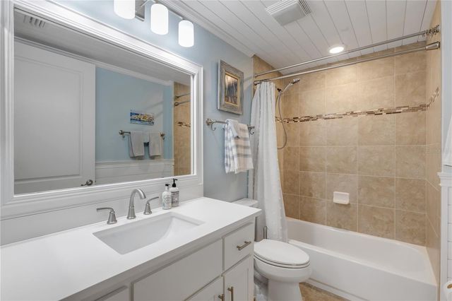 5 RIVERWALK DRIVE 204, New Smyrna Beach, FL 32169