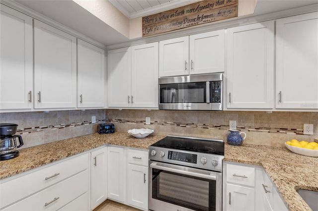 5 RIVERWALK DRIVE 204, New Smyrna Beach, FL 32169