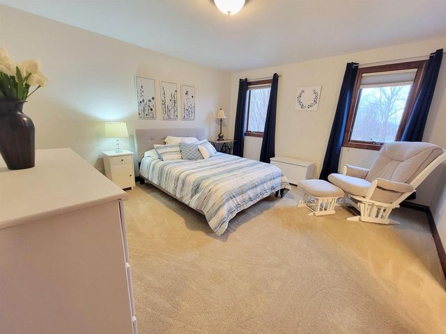 N9039 SPRING VALLEY ROAD, Menasha, WI 54952