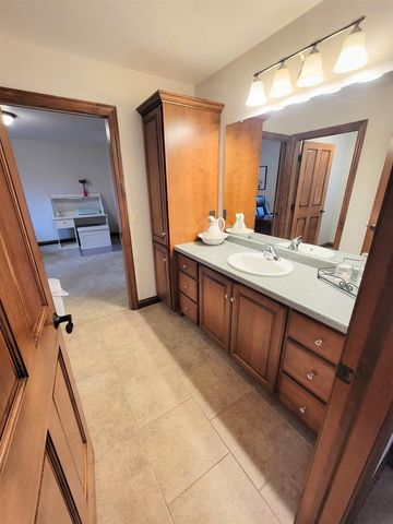 N9039 SPRING VALLEY ROAD, Menasha, WI 54952