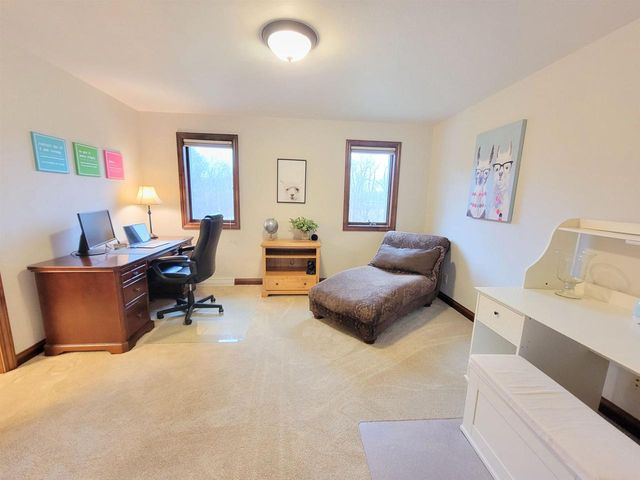 N9039 SPRING VALLEY ROAD, Menasha, WI 54952