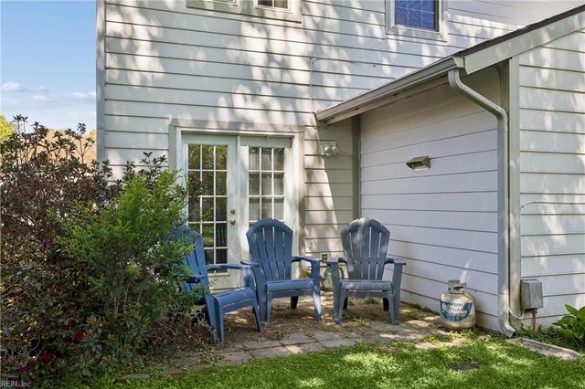107 Smokehouse LN, Williamsburg, VA 23185