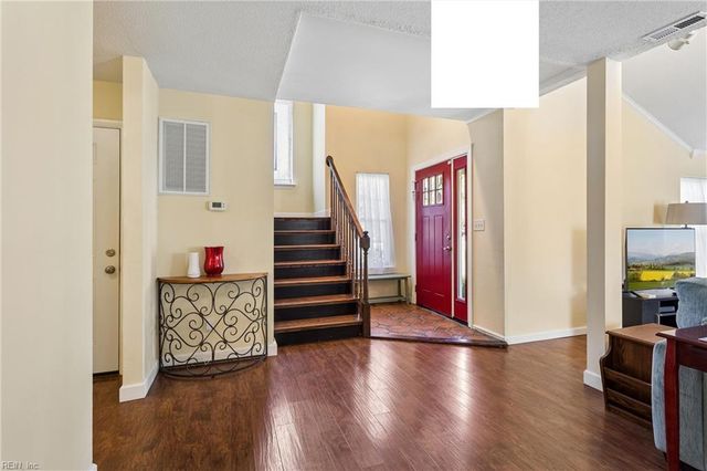 107 Smokehouse LN, Williamsburg, VA 23185