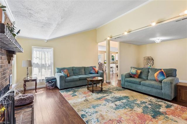 107 Smokehouse LN, Williamsburg, VA 23185