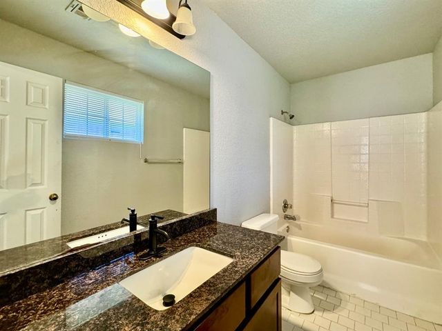 633 NW 121st Street, Oklahoma City, OK 73114