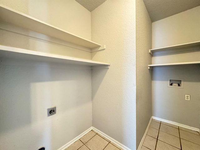 633 NW 121st Street, Oklahoma City, OK 73114