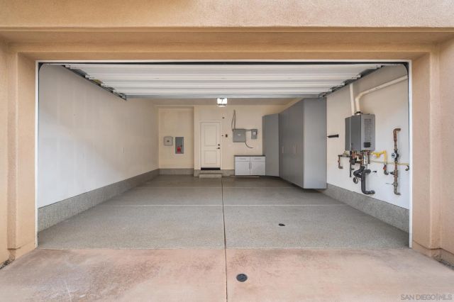 16750 Coyote Bush Dr 31, San Diego, CA 92127