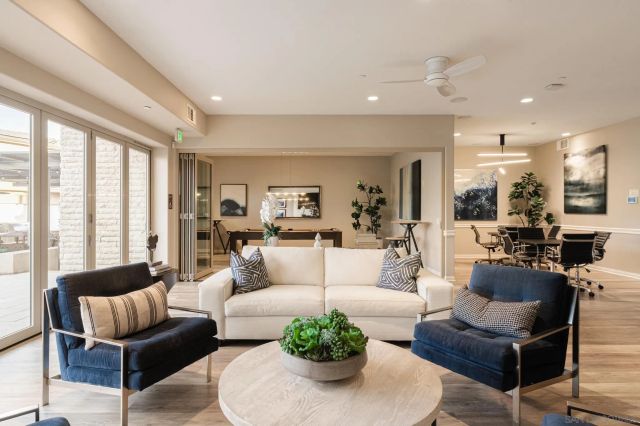 16750 Coyote Bush Dr 31, San Diego, CA 92127