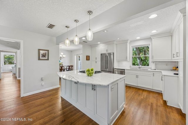 4226 FOREST PARK Road, Jacksonville, FL 32210