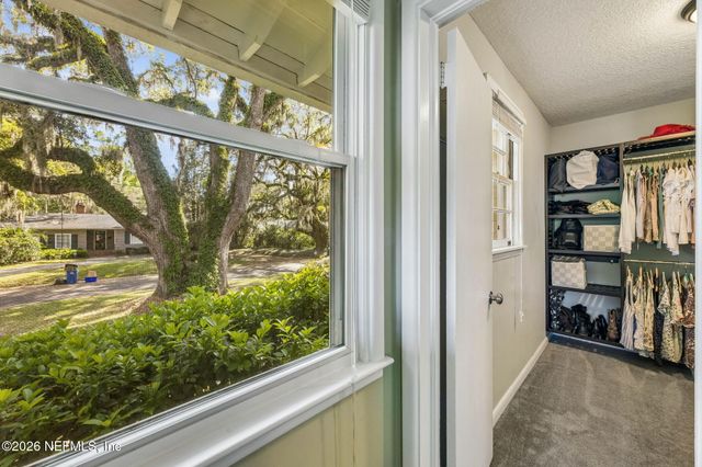 4226 FOREST PARK Road, Jacksonville, FL 32210