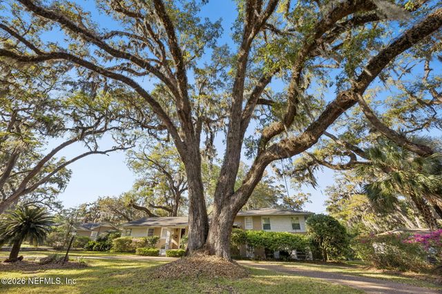 4226 FOREST PARK Road, Jacksonville, FL 32210