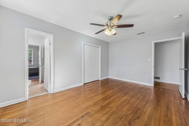 4226 FOREST PARK Road, Jacksonville, FL 32210