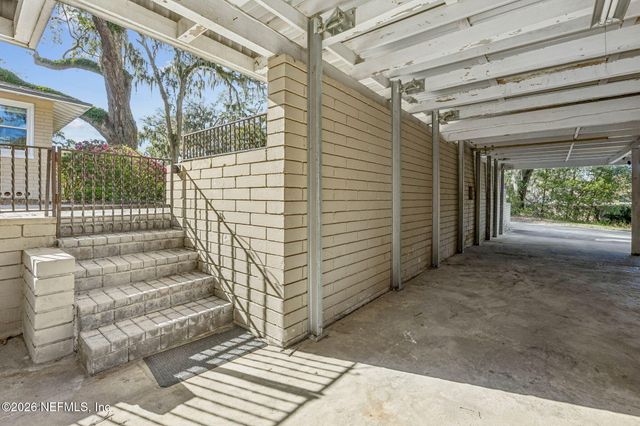 4226 FOREST PARK Road, Jacksonville, FL 32210