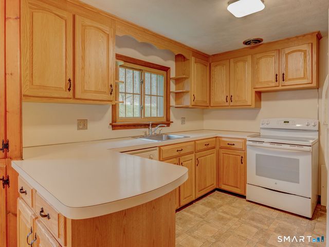 141 Parker Road, Somers, CT 06071