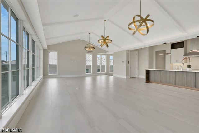 211 1st ST, Bonita Springs, FL 34134