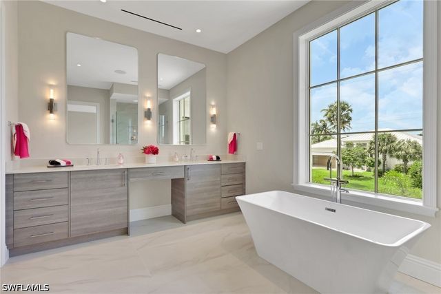 211 1st ST, Bonita Springs, FL 34134