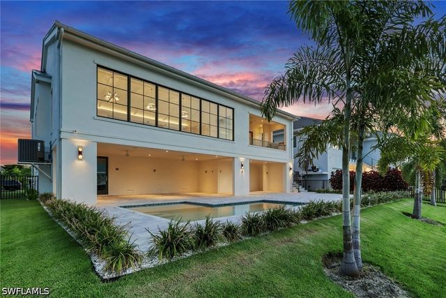 211 1st ST, Bonita Springs, FL 34134