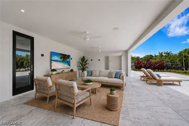 211 1st ST, Bonita Springs, FL 34134