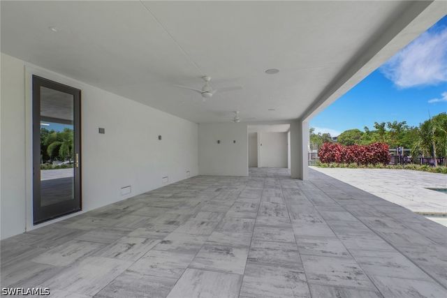 211 1st ST, Bonita Springs, FL 34134