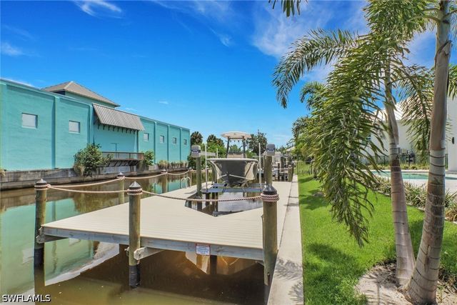 211 1st ST, Bonita Springs, FL 34134