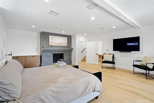 1812 Navy, Santa Monica, CA 90405