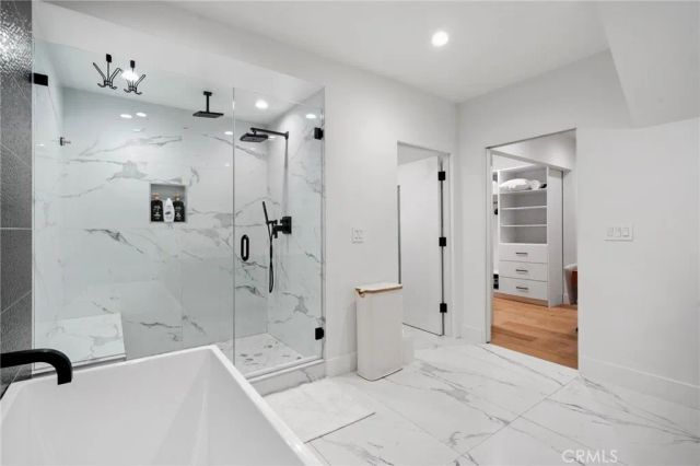 1812 Navy, Santa Monica, CA 90405