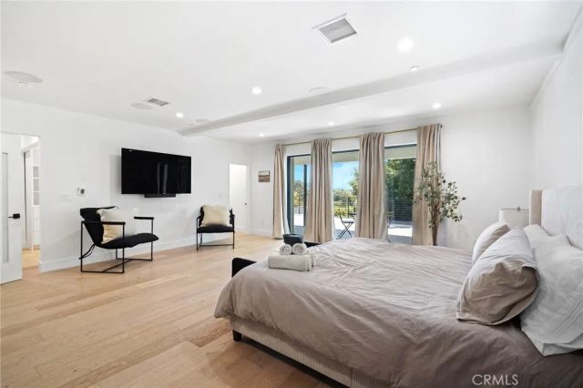 1812 Navy, Santa Monica, CA 90405