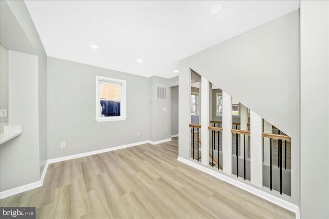 913 HIGHVIEW DR, Capitol Heights, MD 20743