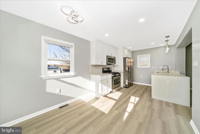 913 HIGHVIEW DR, Capitol Heights, MD 20743