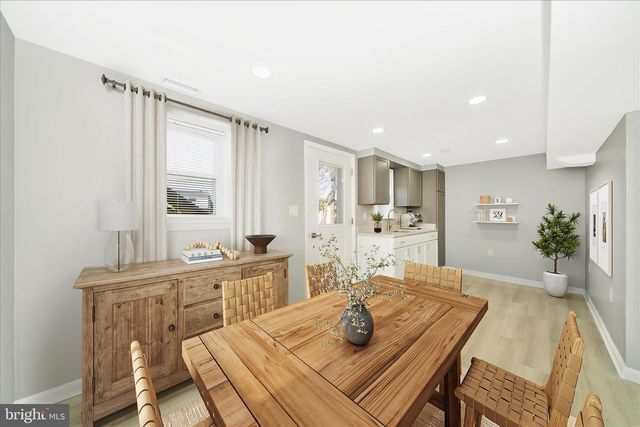 913 HIGHVIEW DR, Capitol Heights, MD 20743