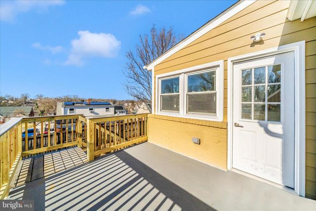 913 HIGHVIEW DR, Capitol Heights, MD 20743