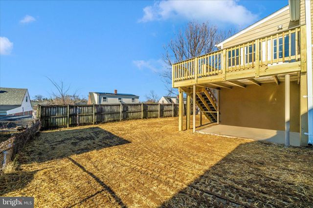 913 HIGHVIEW DR, Capitol Heights, MD 20743