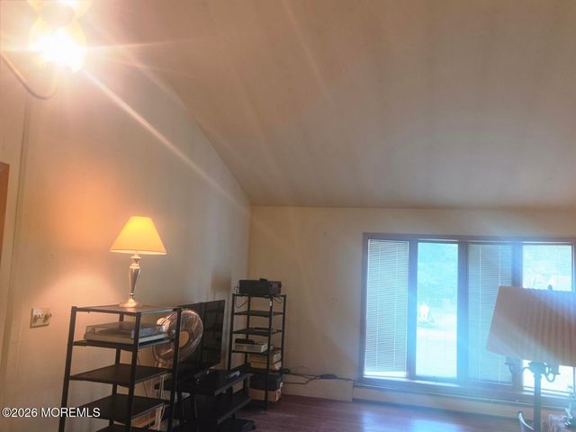 68 Willow Road, Tinton Falls, NJ 07724