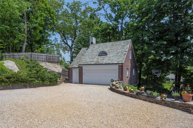 11 AKA 13 Cedar Lane, Bronxville, NY 10708