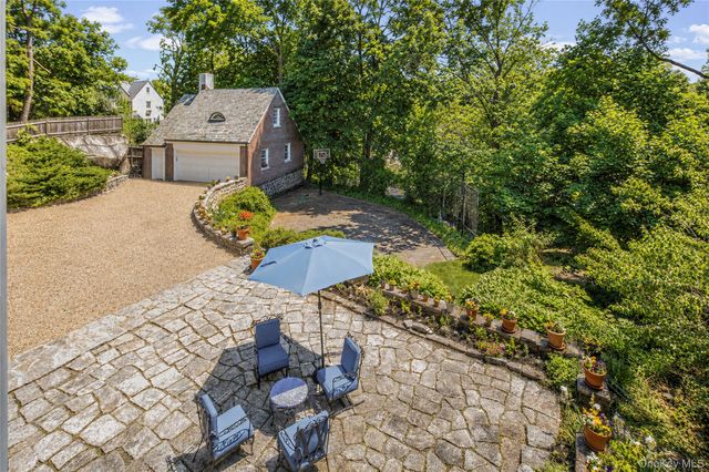 11 AKA 13 Cedar Lane, Bronxville, NY 10708