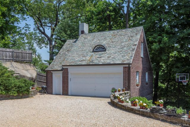 11 AKA 13 Cedar Lane, Bronxville, NY 10708