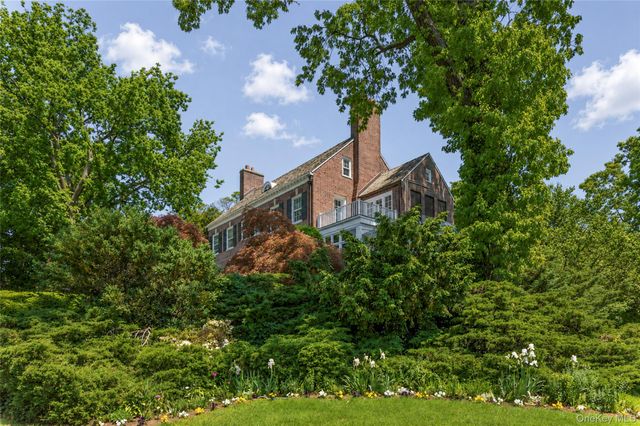 11 AKA 13 Cedar Lane, Bronxville, NY 10708