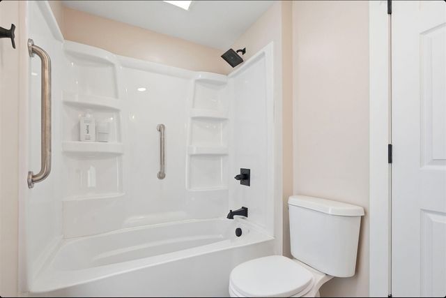 34 E Isabella Avenue, Muskegon, MI 49442