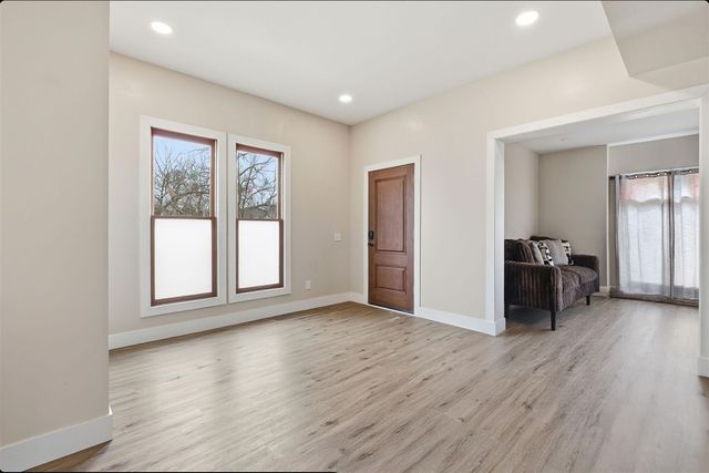 34 E Isabella Avenue, Muskegon, MI 49442