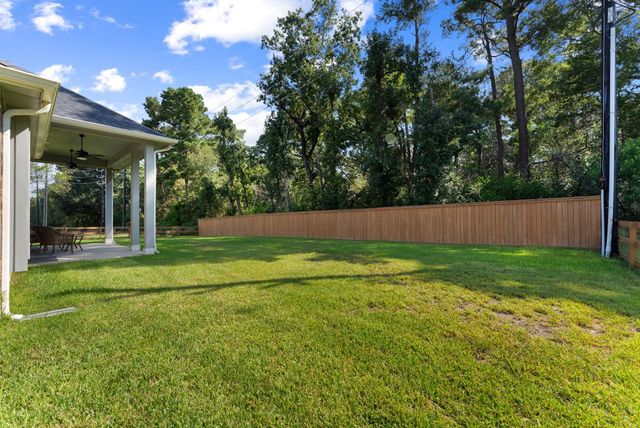 522 Black Bronco Road, Magnolia, TX 77354