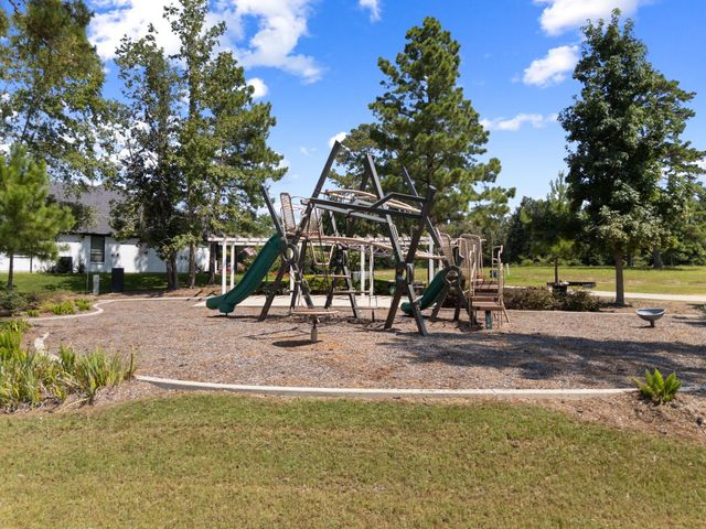 522 Black Bronco Road, Magnolia, TX 77354